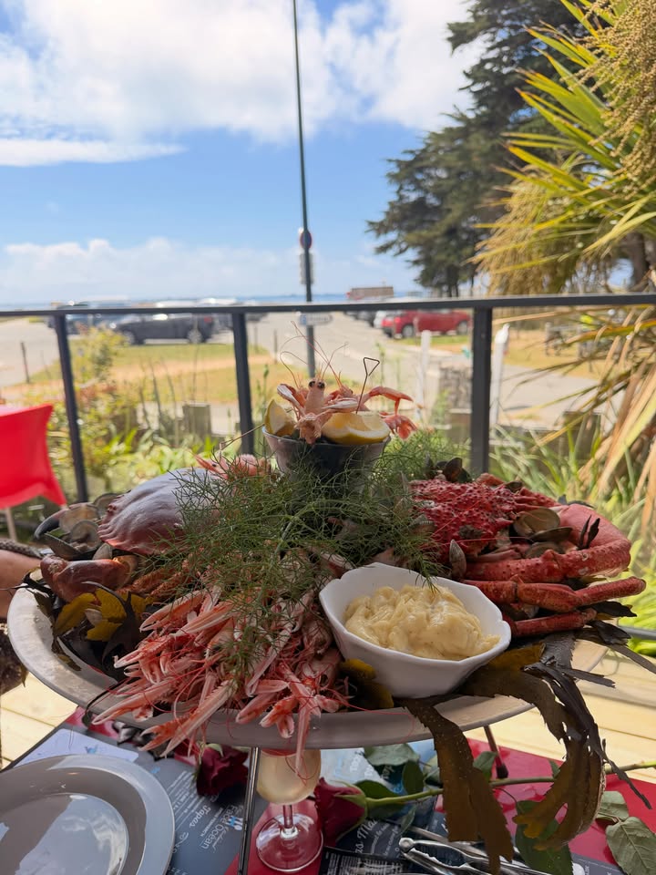 ENVIE DUN BON PLATEAU DE FRUITS DE MER 1 1473470821474734 - Penmarc'h Guilvinec Pays Bigouden ENVIE DUN BON PLATEAU DE FRUITS DE MER 1 1473470821474734 - Penmarc'h Guilvinec Pays Bigouden